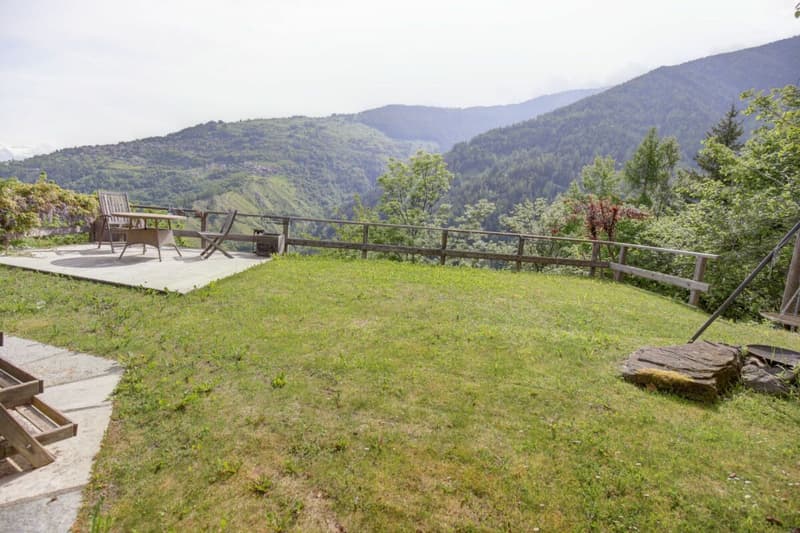 Magnificent nature chalet with winter garden! (35)