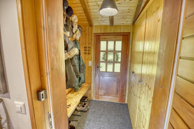 Chalet de caractère avec 2 annexes et un grand terrain à Haute-Nendaz! (18)