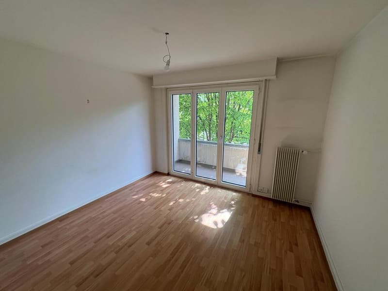 Appartement de 2.5 pièces avec balcon (1)