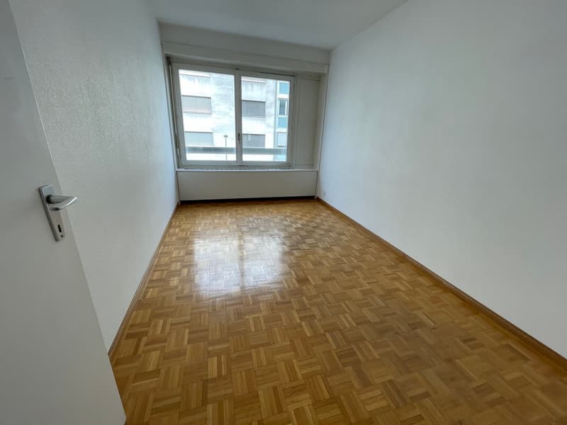 Appartement de 3.5 pièces avec balcon en plein centre de Fribourg (3)