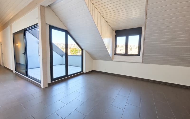 Appartement moderne de 2 pièces avec balcon (3)