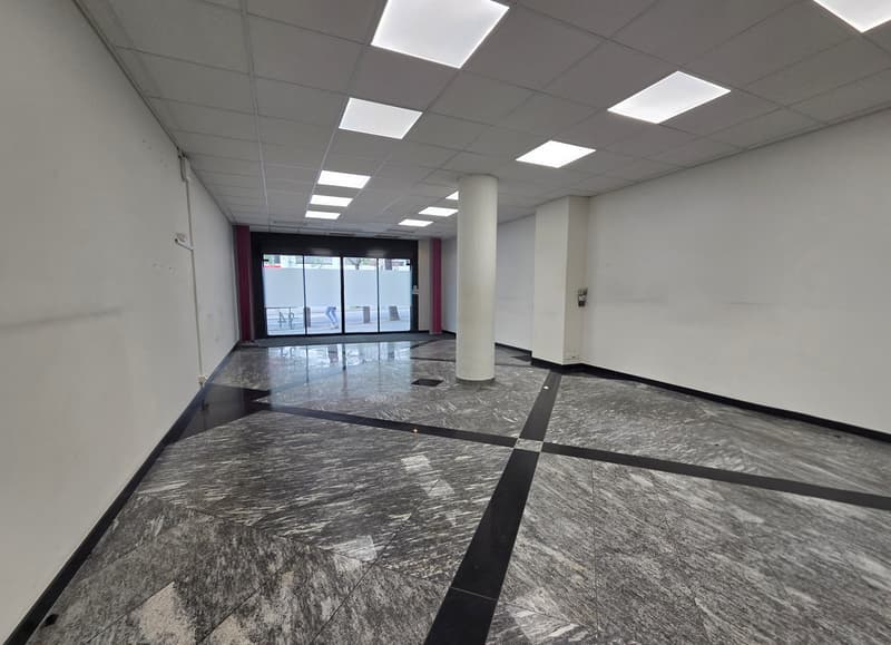 Surface de bureaux à louer pignon sur rue (2)