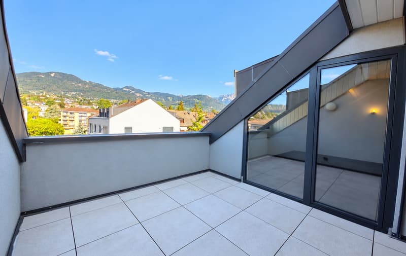 Appartement moderne de 2 pièces avec balcon (11)