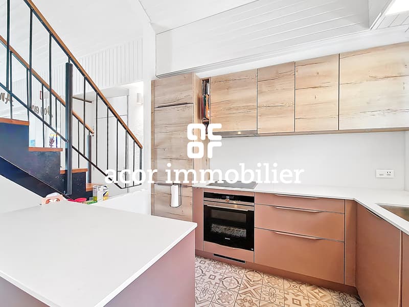 Charmant attique en duplex - Quartier prisé de Gravelone! (2)