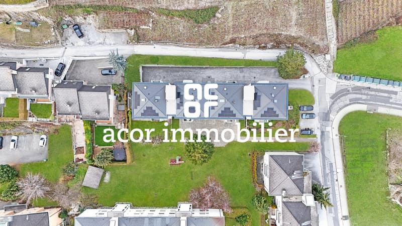 Charmant attique en duplex - Quartier prisé de Gravelone! (5)