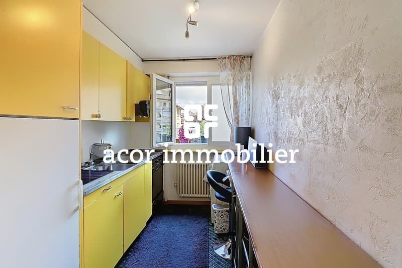 Grand appartement de 2.5 pièces (3)