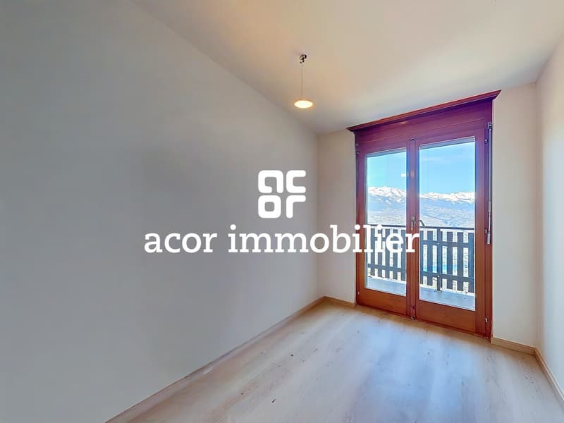 Appartement de 4 pièces avec vue panoramique (4)
