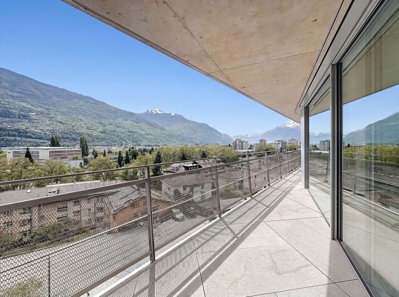 Attique duplex d'exception au coeur du centre-ville de Sion (3)