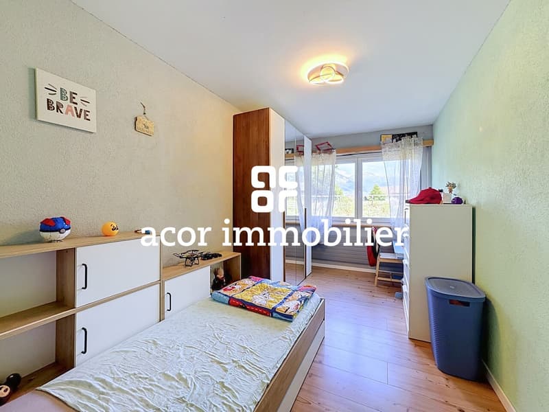 Réchy - Appartement 4½ avec grand garage box (8)