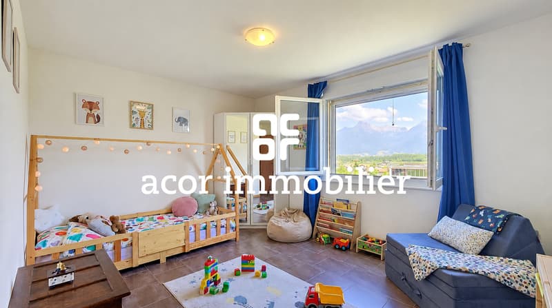 Appartement 4,5 pièces avec vue sur les montagnes (6)