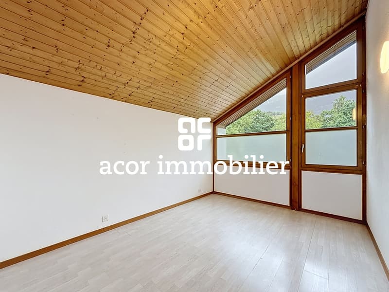 Attique 3.5 pièces avec garage box à Veyras (3)