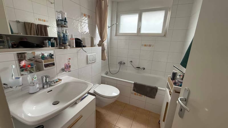 Bel appartement de 4.5 pièces avec grand balcon (11)