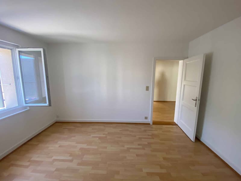 Appartement de 3,5 pièces au rez supérieur (12)