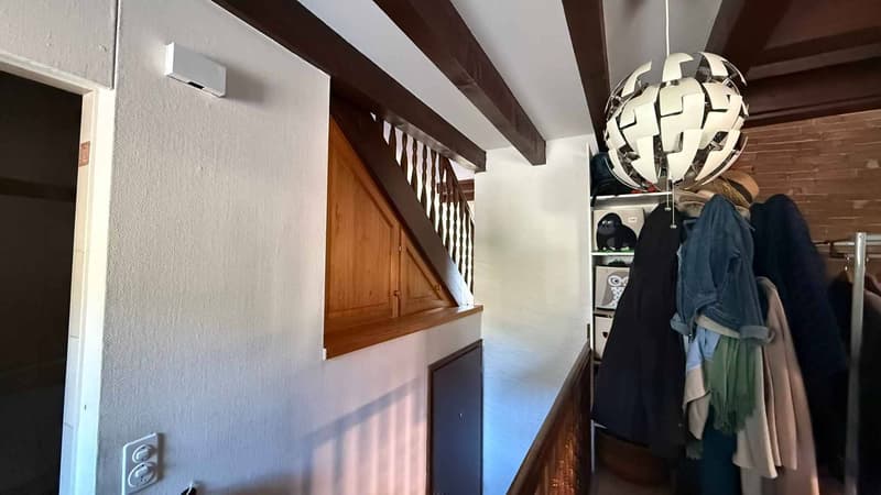 Duplex de 5.5 pièces avec jardin privatif au cur de Corcelles-près-Concise (2)