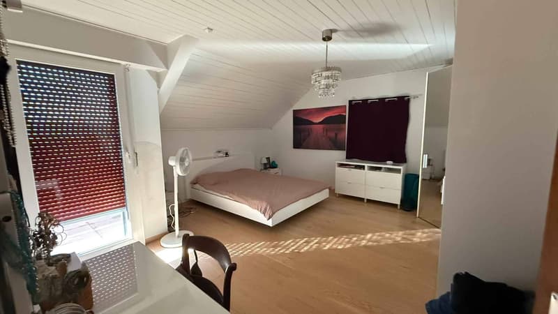 Duplex de 5.5 pièces avec jardin privatif au cur de Corcelles-près-Concise (12)