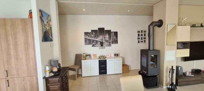 Lumineux appartement de 4.5 pièces sous les toits, à deux pas du lac de Neuchâtel (7)
