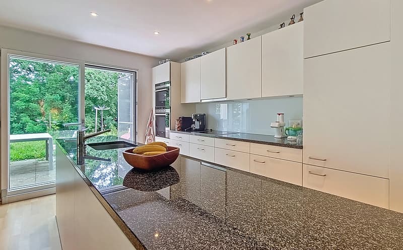 Très bel appartement 3.5 p. 109 m2, au calme, terrasse et extérieurs ! (1)