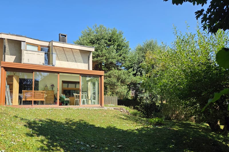 Charmante villa mitoyenne 5.5 p. grand jardin et terrasses ! (3)