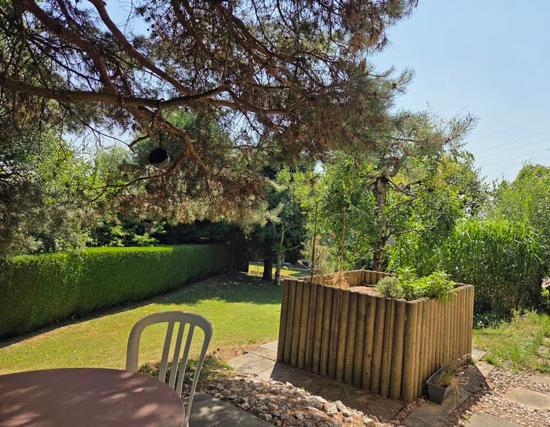 Charmante villa mitoyenne 5.5 p. grand jardin et terrasses ! (11)