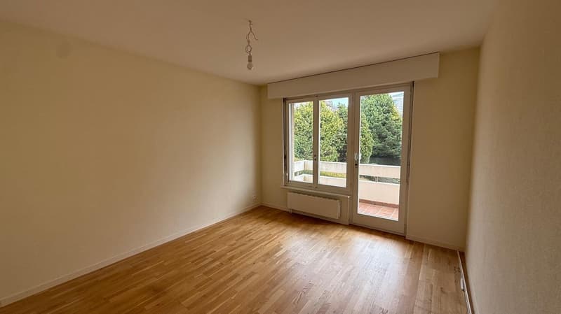 Magnifique appartement de 6 pièces rénové à Lutry (13)