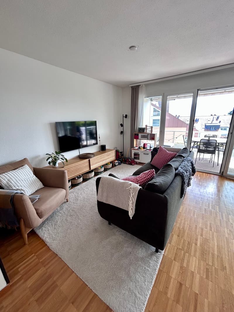 Magnifique appartement de 4 pièces en duplex avec grande terrasse et jardin à Pully (5)