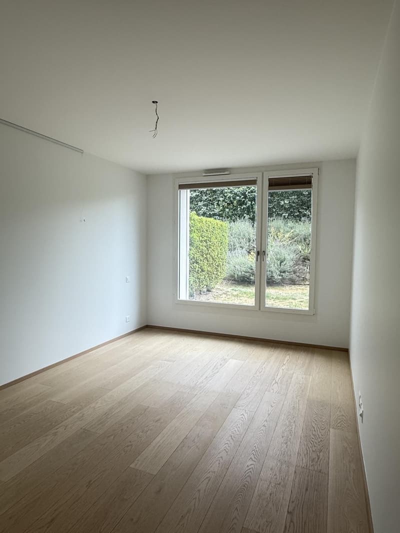 Appartement de 3.5 pièces avec terrasse et jardin privatif à St-Sulpice (11)