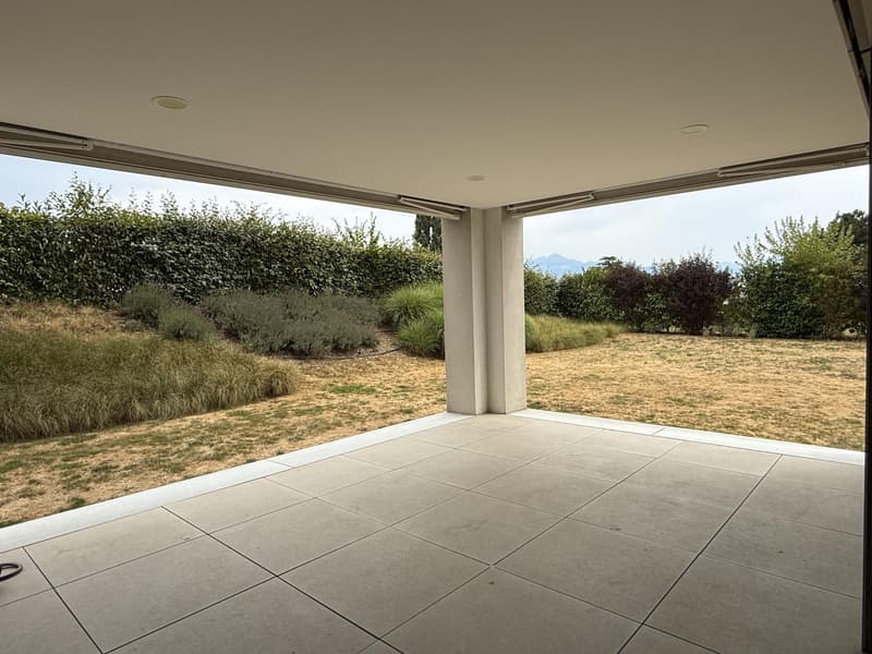 Appartement de 3.5 pièces avec terrasse et jardin privatif à St-Sulpice (4)