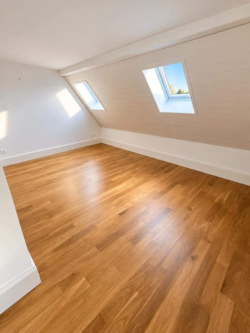 Magnifique duplex de 3 pièces au 2ème étage - Centre d'Avenches avec vue sur les arènes (10)