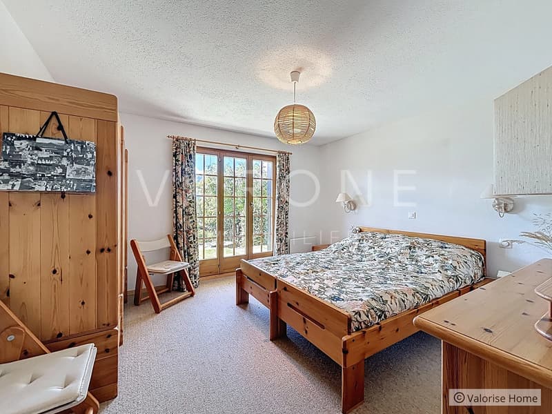 Chambre principale au rez-de-chaussée