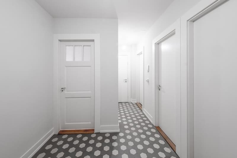 50601.01.2201_hall.jpg
