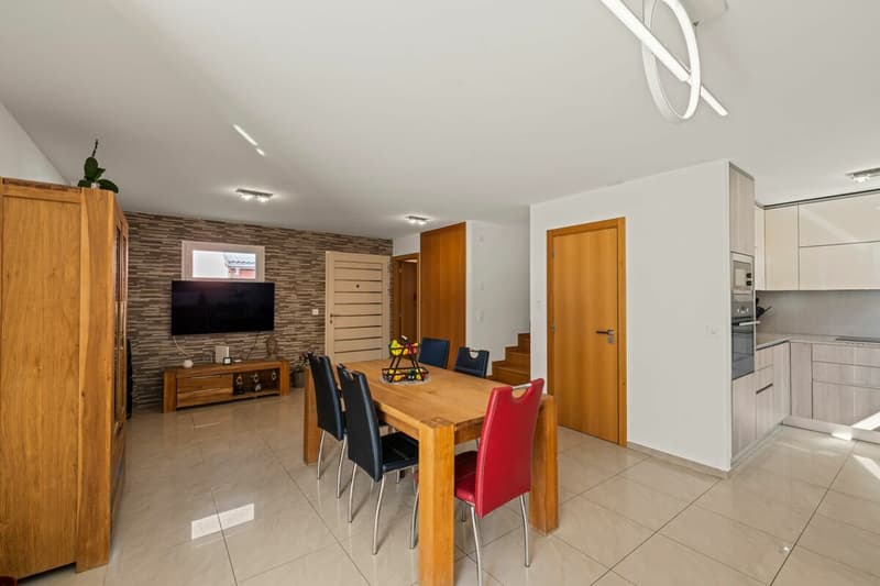 Charmante villa 4 pièces ½ de 130 m2 nets à Vétroz sur parcelle de 463 m2 (7)