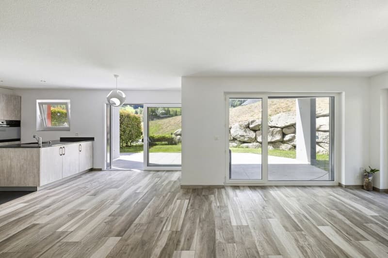 Spacieux 3 pièces 1/2 en rez-de-jardin de 107 m² (8)