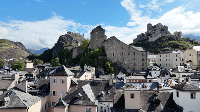 Charmant 2 pièces ½ au coeur de la vieille ville de Sion (11)