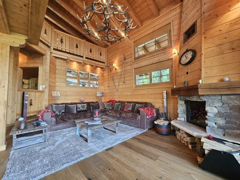 Chalet 6.5 pièces à Crans-Montana (2)