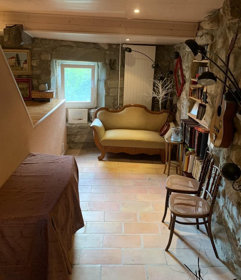 Maison de caractère historique à vendre à Moudon (9)