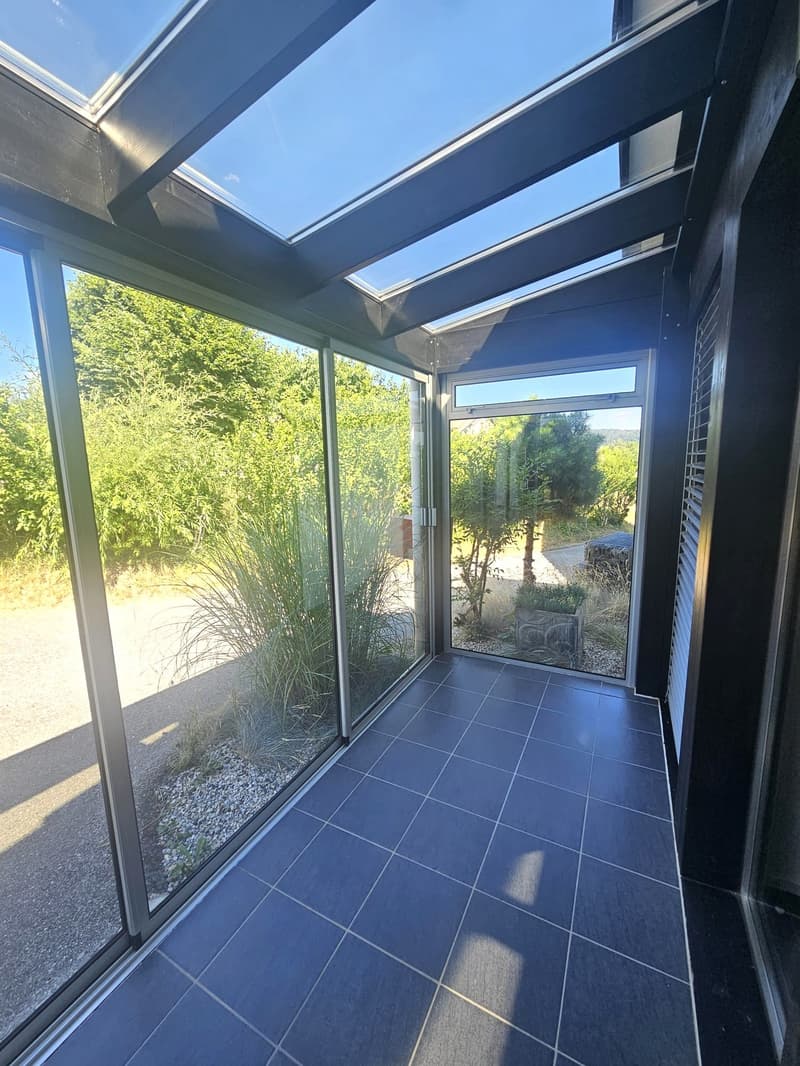 RARE ! Charmant appartement de 2.5 pièces à Morrens avec terrasse et jardin (8)