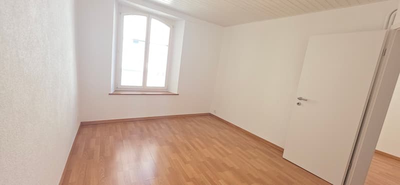 Vieille ville de Porrentruy - 3.5 pièces rénové, calme et tout confort (10)