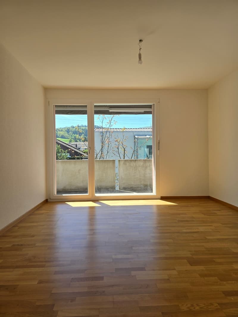 Logement 4,5 pièces au 1er étage de 100 m2, avec ascenseur (4)