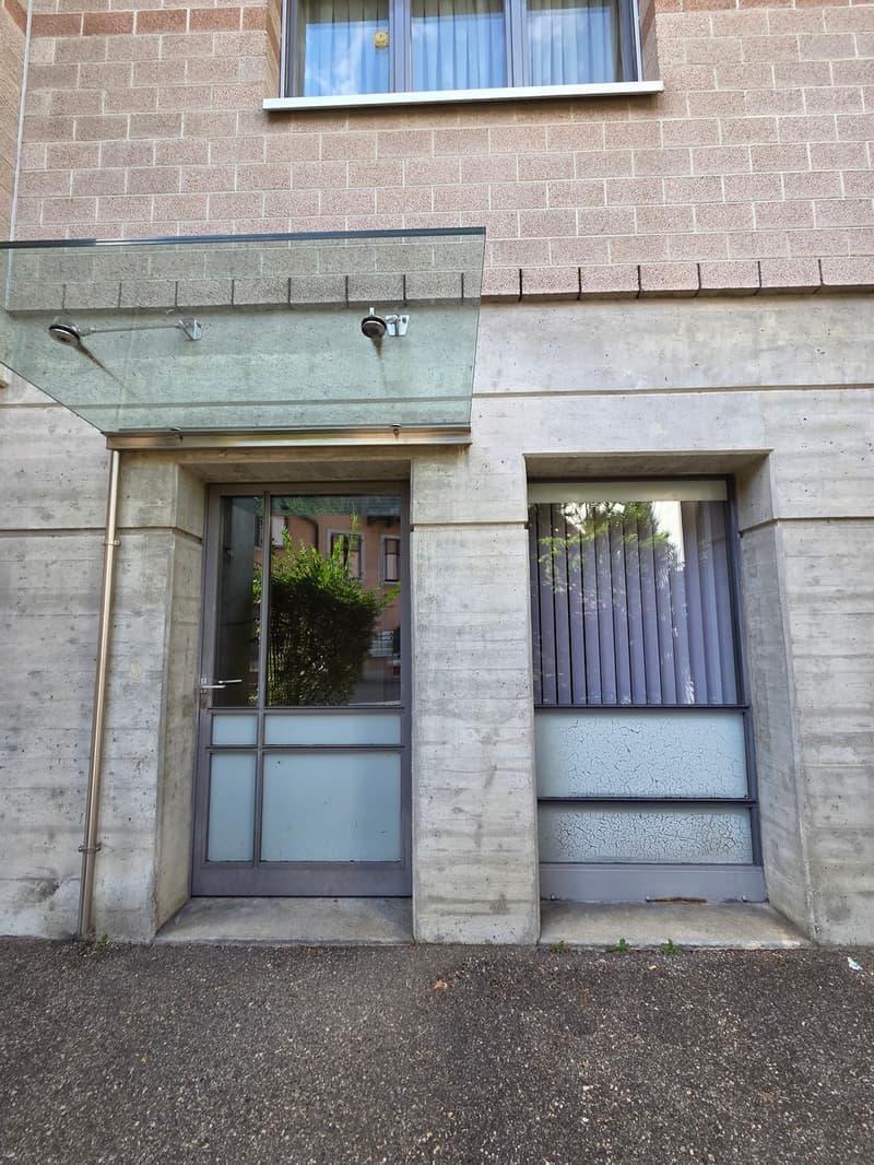 Surface commerciale à plain-pied de 71 m2 (3)