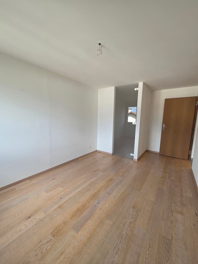 Appartement de 98 m2, 4 pièces au 1er étage, sans ascenseur (4)