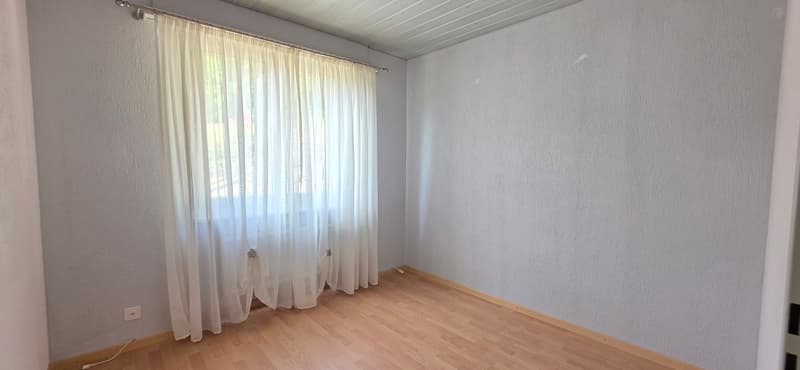 Coup de coeur - Spacieuse maison familiale de 6.5 pièces avec jardin (11)