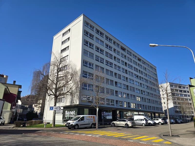 Appartement 2 pièces de 47,50 m2 au4ème étage avec ascenseur & balcon (8)