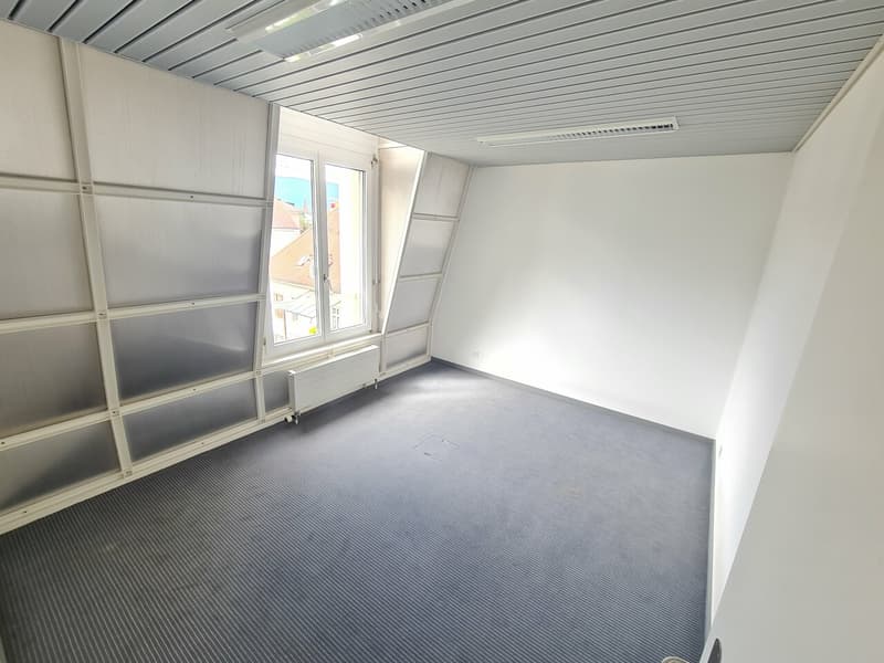 Bureau / local commercial de 75 m2 (10)