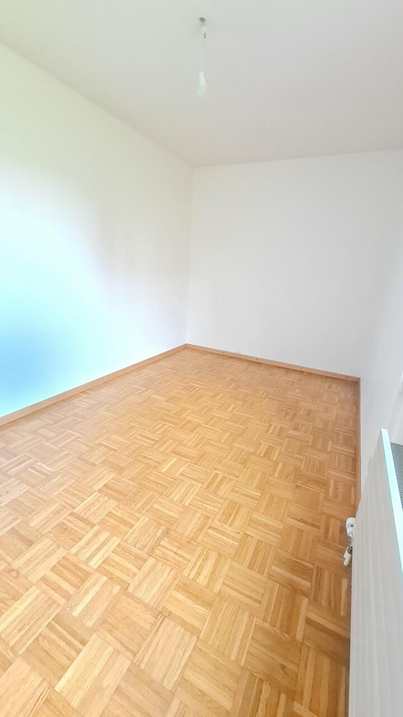 Appartement 5.5 pièces au rez-de-chaussée (13)