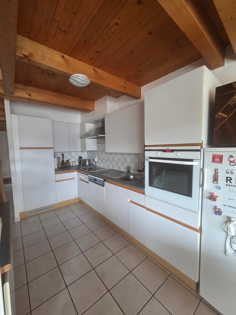 Attique en duplex de 107 m2 au 3ème étage, sans ascenseur (1)