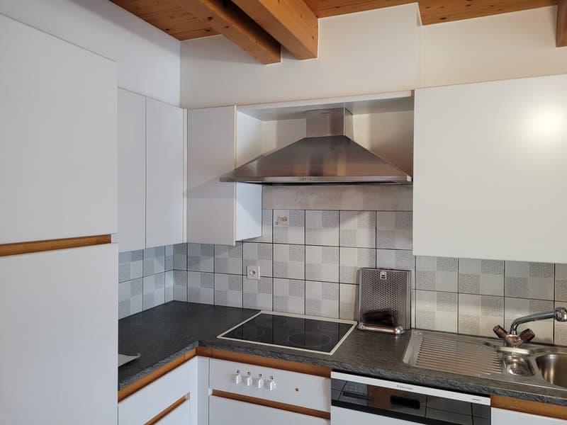 Attique en duplex de 107 m2 au 3ème étage, sans ascenseur (4)