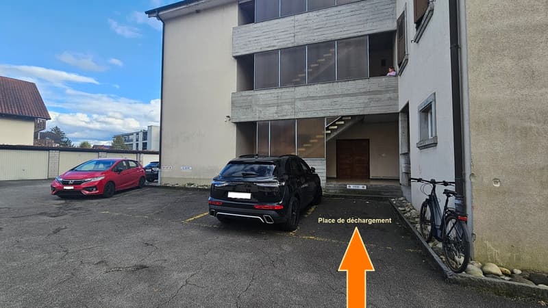 Lot à vendre - Surface commerciale et appartement de 4.5 pièces (13)
