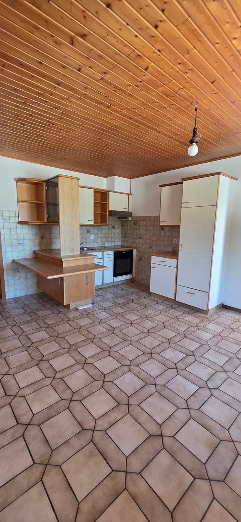 Appartement de 2 pièces chaleureux et à petit prix ! (6)
