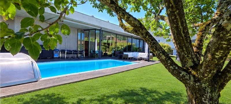 Propriété familiale avec SPA, piscines et multiples possibilité ! (6)