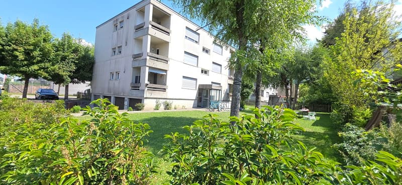 Vue dégagée, balcon et verdure à deux pas de la Coop ! (6)